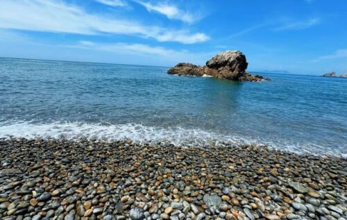 被朋友问疯的国内无人岛，没被开发，不商业化，保留着原本的样子