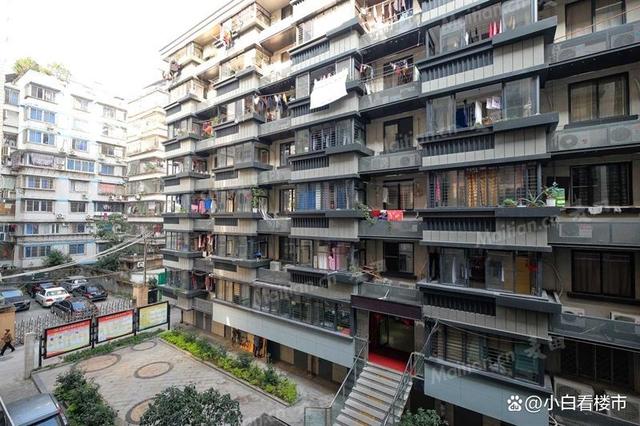 福州市中心的小区,位置虽好,但谁又会买这里的房子