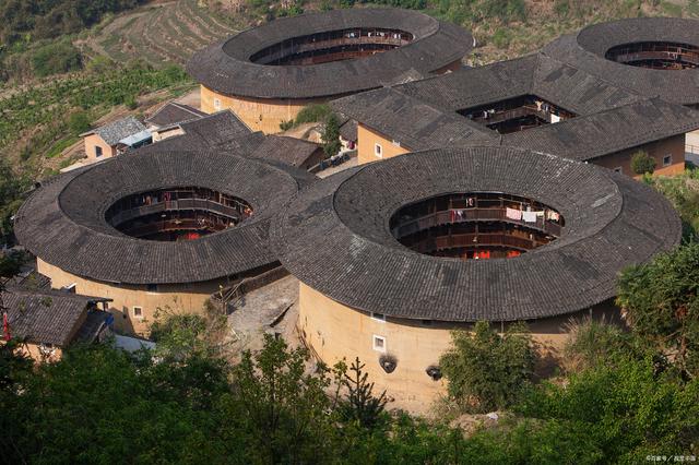 现在去厦门旅游大概要多少钱一个人,一个人去厦门怎么玩费用多少