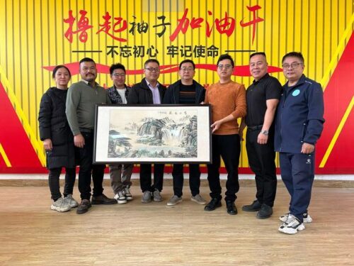 泉州：寒冬送温暖，春联进万家！