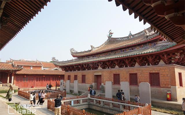 福建泉州众神之城,满街都是神仙,有位神仙还有自己的身份证