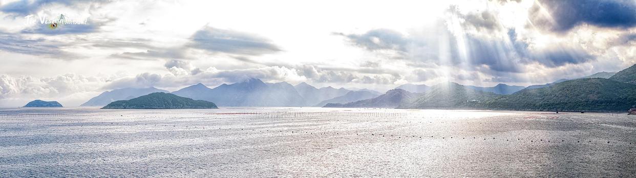 夕阳余晖下的绝美渔村蔚蓝海湾与落日熔金景色让人震撼东壁村