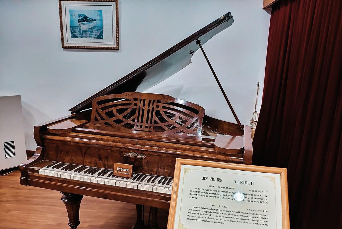 台湾首富的私家园林，融山海湖为一体，园内还藏了座“跨海大桥”